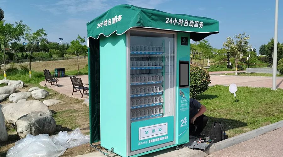 夏季到來，高溫、暴曬考驗戶外觸控顯示設備穩定性